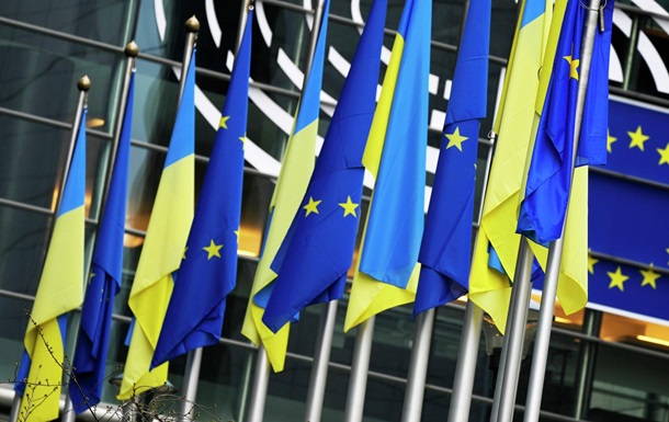 ЕС выделит Украине восемь миллиардов евро помощи
