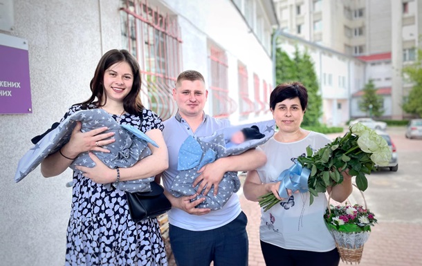 Львовские медики спасли близнецов, родившихся с перекрещенными пуповинами