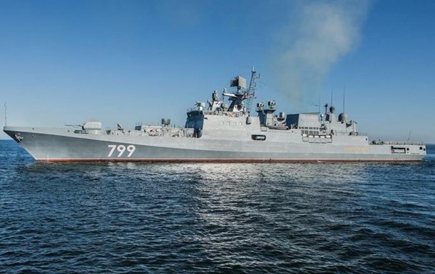 РФ удерживает носители ракет в Черном и Средиземном морях