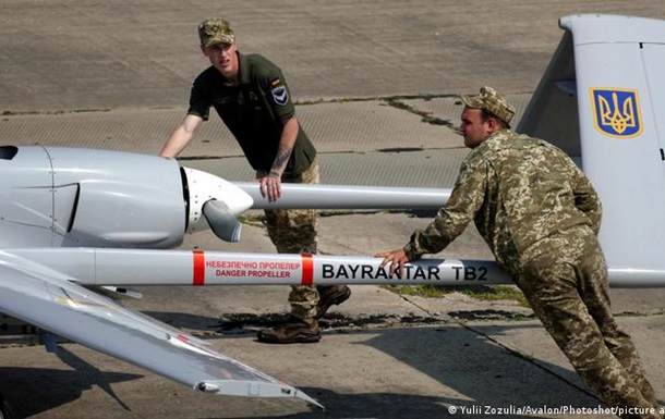 `Армія дронів`: як Україна збирається озброїти військо безпілотниками