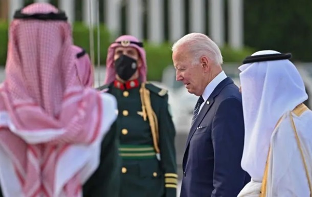 Байден прибыл с первым официальным визитом в Саудовскую Аравию