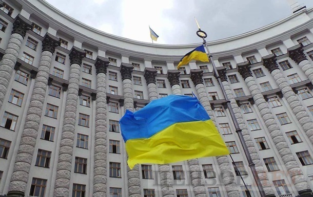 Украина просит отсрочку по выплате внешних долгов