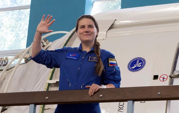 Russian cosmonauts will make three flights on SpaceX ships