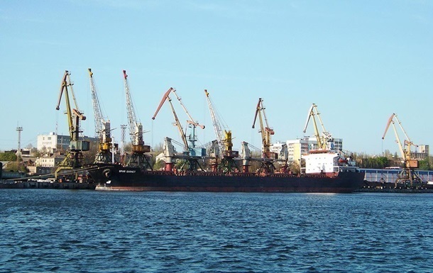 Експорт з України: підготовка портів триває