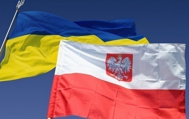 В Польше призвали чаще писать  в Украине , а не только  на Украине 
