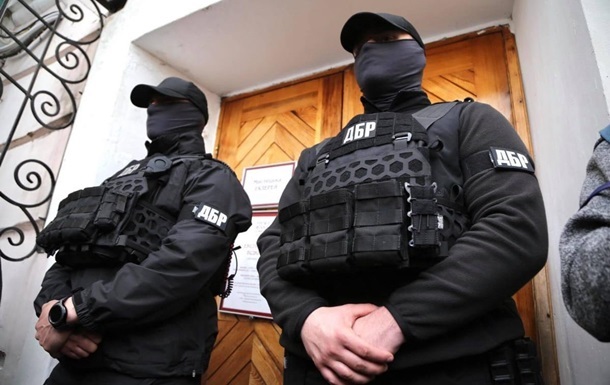Двух экс-министров времен Януковича подозревают в госизмене