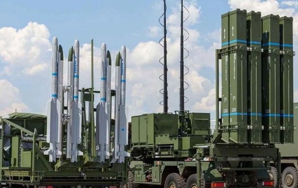 Германия назвала сроки передачи Киеву ПВО IRIS-Т