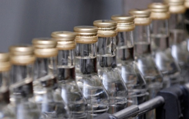 Ввоз крепкого алкоголя в РФ из-за санкций сократился почти на 35%