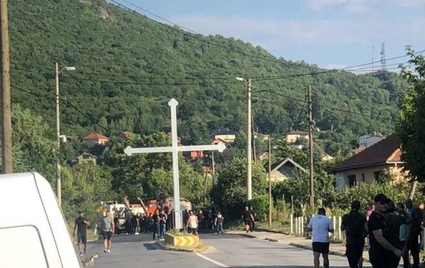 Косово начало выдавать сербам дополнительные документы
