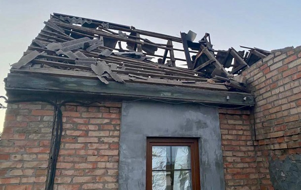 Обстріл Дніпропетровщини: постраждали газопровід та електромережа, двоє поранених
