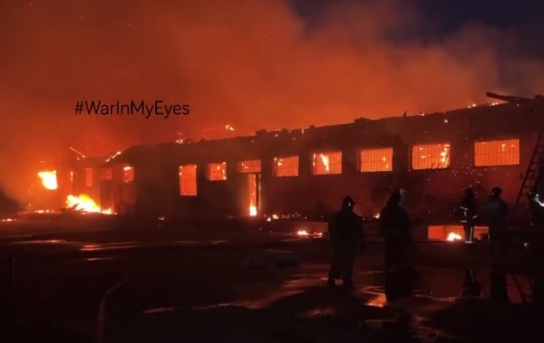 Another military warehouse is on fire in Donetsk - social networks