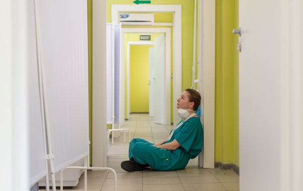 У МОЗ озвучили зарплати українських лікарів та медсестер