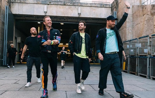 Coldplay и Вакарчук спели Обійми в Брюсселе