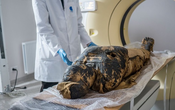 Вчені розкрили ще один секрет першої у світі вагітної мумії