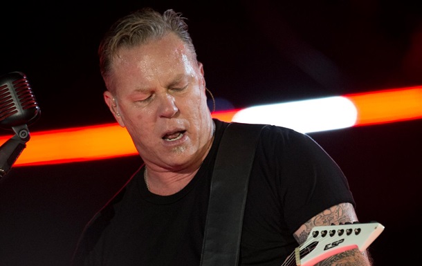 Фронтмен Metallica разводится после 25 лет брака - СМИ