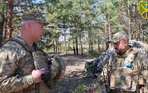Командующий Объединенными силами ВСУ проверил северные оборонные рубежи