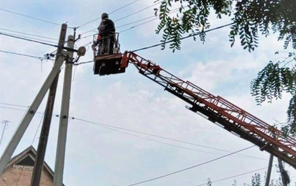 ДТЕК за добу повернула світло 7 тисячам сімей прифронтового Донбасу