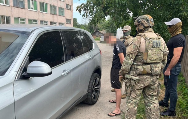 СБУ обезвредила коллаборанта, который  провел  армию РФ под Киев