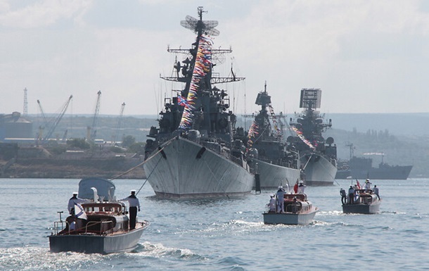 Флот РФ у Чорному морі збільшено до 15 кораблів