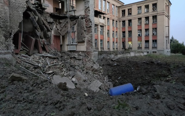 Россияне нанесли удар еще по одной школе в Донецкой области - ОВА