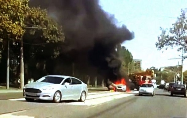 В Мариуполе взорвали авто на месте покушения на гауляйтера
