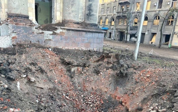 Обстрел Харькова: повреждены дома, есть раненый