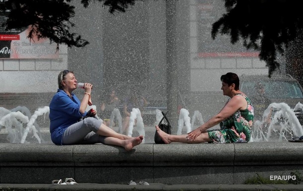 Метеорологи подвели итоги жаркого лета в Киеве