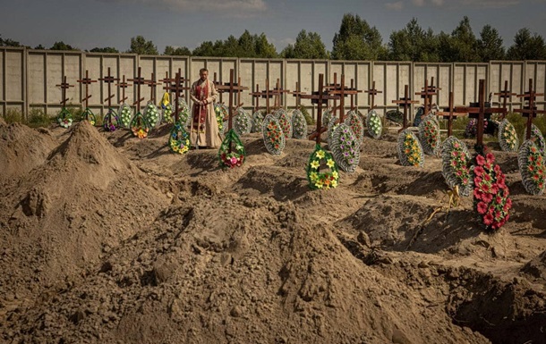 В Буче похоронили еще 15 жертв оккупантов