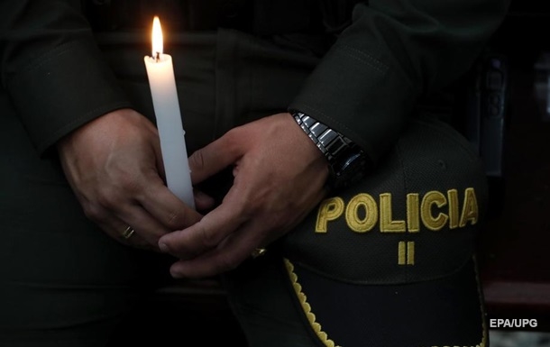 У Колумбії вісім поліцейських загинули під час вибуху бомби