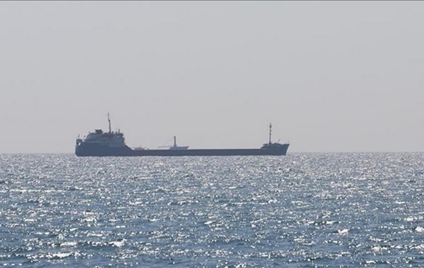 Еще пять судов получили разрешение на выход из одесских портов