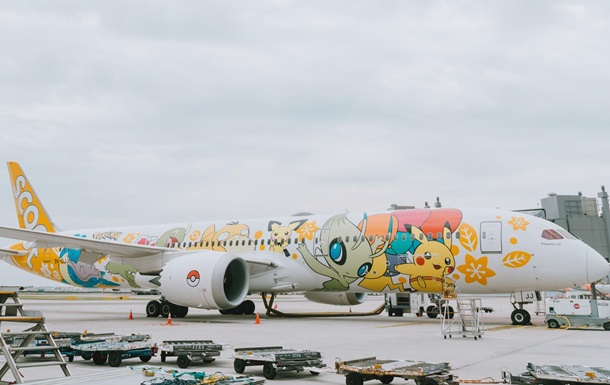 У Сингапурі для любителів покемонів запустили літак Пікачу джет