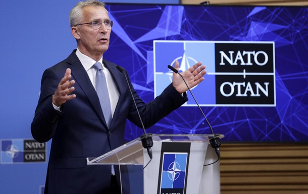 НАТО поможет Украине пережить зиму - Столтенберг