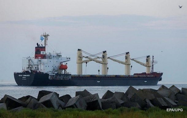Из украинских портов вышли еще четыре суда с зерном