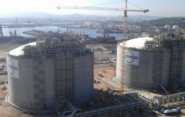 Испания запустит LNG-терминал для помощи Германии