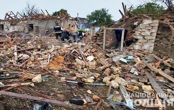 Обстрелы Николаевской области: повреждены 60 домов, есть жертвы