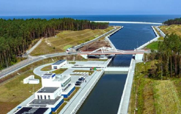 В Польше откроют недостроенный водный канал