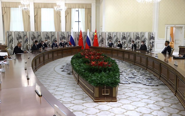 В Узбекистане проходит встреча Путина и главы КНР