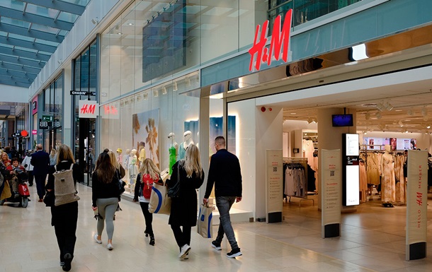 Сеть магазинов H&M полностью уходит с рынка Беларуси