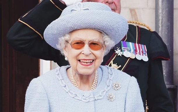 В Twitter королевской семьи обнародовали видео о Елизавете II