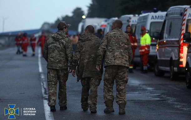 Обмін полоненими проводився одночасно у трьох місцях - омбудсмен