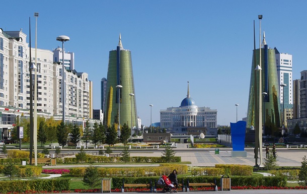 Казахстан не надаватиме прихисток росіянам, які втікають від мобілізації