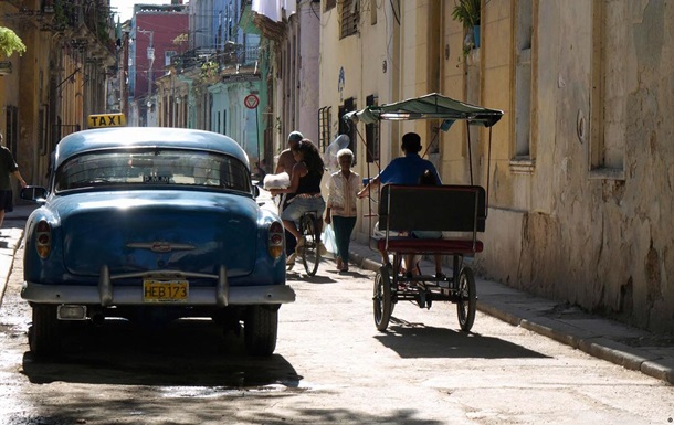 На Кубі відбувся референдум про легалізацію одностатевих шлюбів
