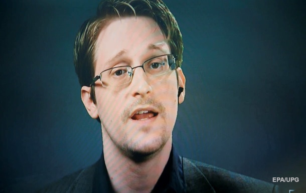 In the United States responded to the granting of Russian citizenship to Snowden