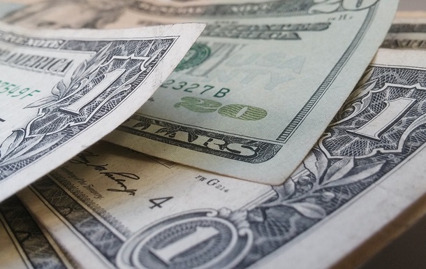 Доллар достиг нового 20-летнего максимума