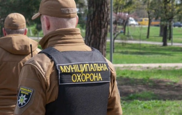 Municipal security officers will appear in Kyiv schools