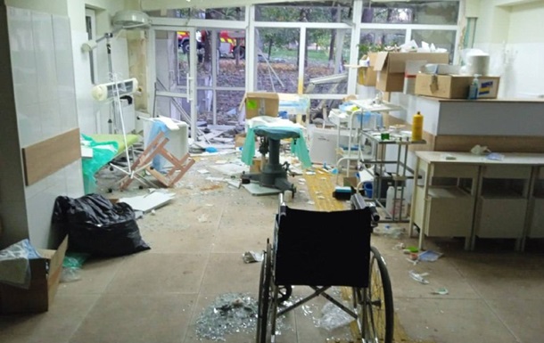 Ворог ударив ракетами по лікарні у Куп янську
