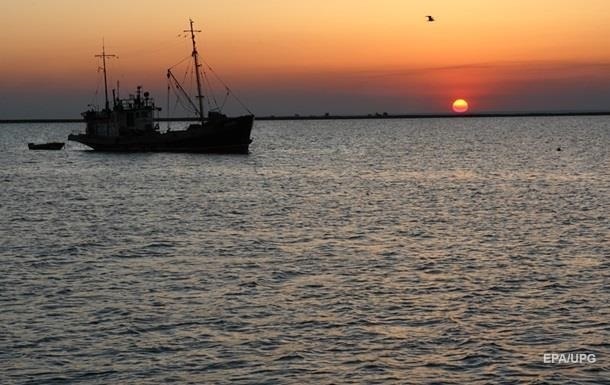 Україна розірвала останній договір із РФ про риболовлю на Азові