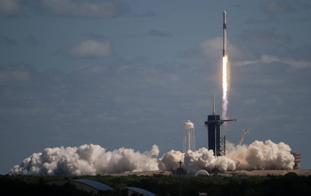 SpaceX отправила на МКС экипаж с российской космонавткой
