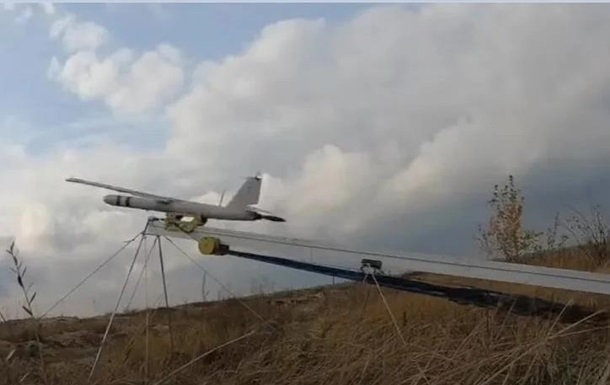 Украинцы за день собрали 250 млн грн на дроны-камикадзе