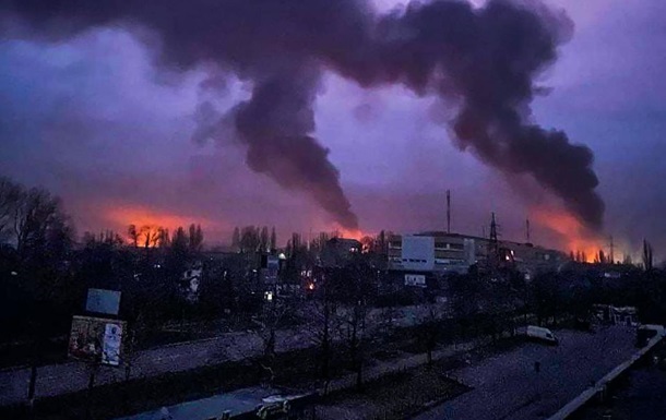У Миколаєві після вибуху зникло світло